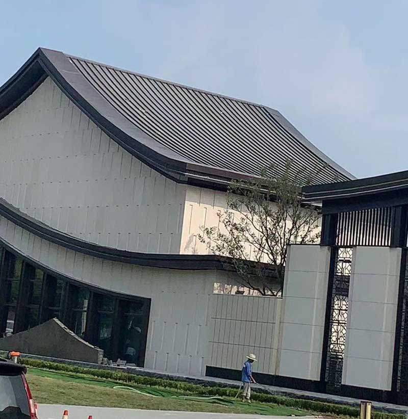 乌兰察布金属屋面板的常见类型有哪些？